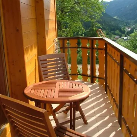 Avec Balcon A - 4 Pers, Proche Centre Et Telecabine - Fr-1-198-172 * Chatel