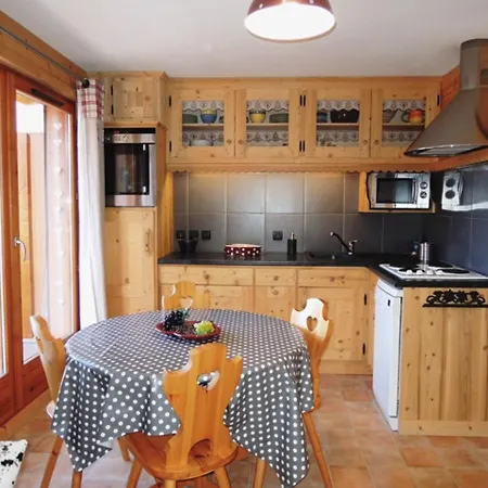 Convivial A - 4 Pers, Balcon, Parking - Fr-1-198-172 *